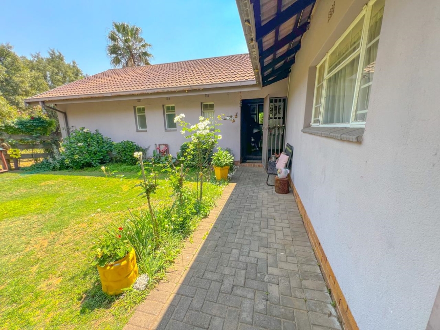 3 Bedroom Property for Sale in Roodia Free State